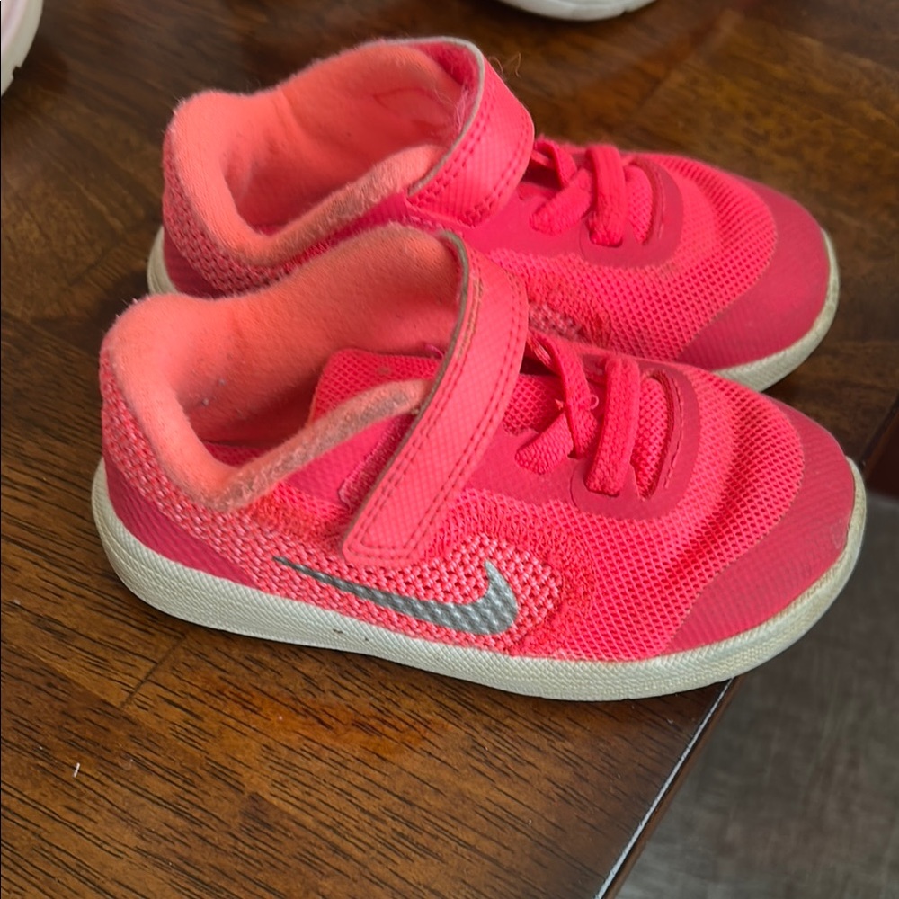 Nike Pink and Silver Low-Top Sneakers with Velcro Straps